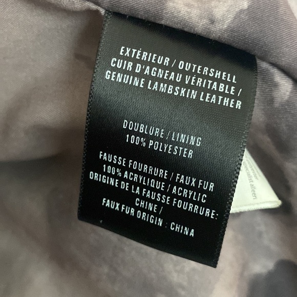 Leather Jacket - Picture 4 of 6